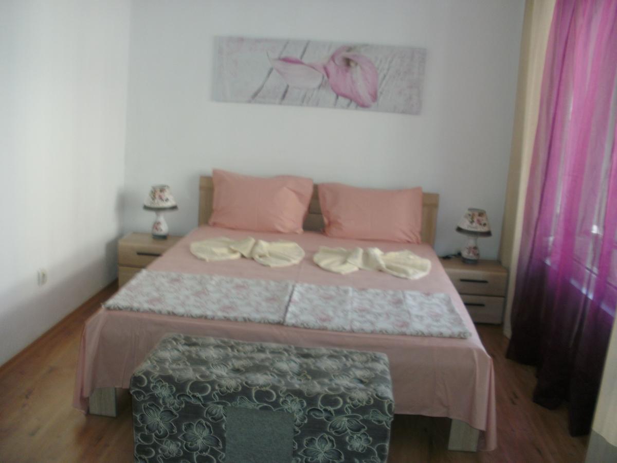 Guest House Stenli Primorsko Exterior photo
